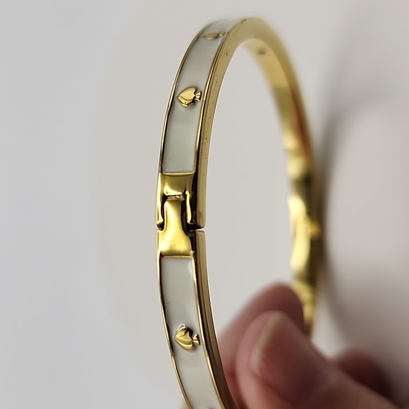 Kate Spade 8 Inch Gold Tone and White Bangle Enamel Bracelet - Picture 6 of 7